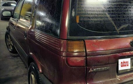 Mitsubishi Space Wagon III, 1995 год, 280 000 рублей, 2 фотография