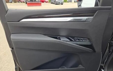 Cadillac Escalade V, 2025 год, 20 100 000 рублей, 19 фотография