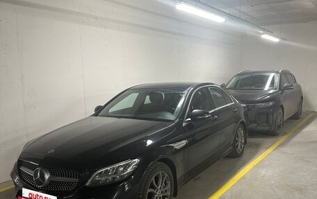 Mercedes-Benz C-Класс, 2019 год, 2 500 000 рублей, 4 фотография