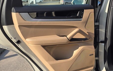 Porsche Cayenne III, 2025 год, 18 590 000 рублей, 22 фотография