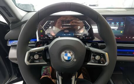 BMW 5 серия, 2025 год, 7 240 000 рублей, 6 фотография