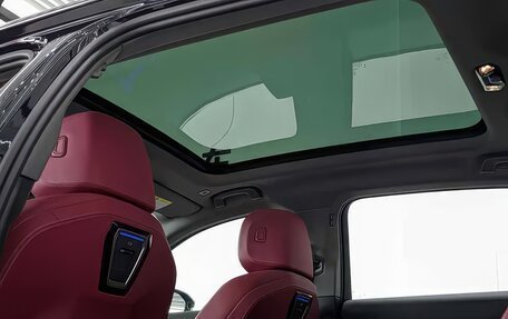 BMW 5 серия, 2025 год, 7 240 000 рублей, 10 фотография