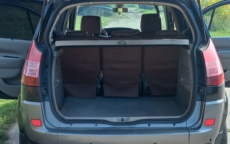 Renault Scenic III, 2005 год, 400 000 рублей, 2 фотография