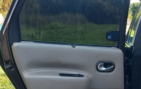 Renault Scenic III, 2005 год, 400 000 рублей, 11 фотография