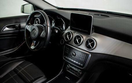 Mercedes-Benz GLA, 2016 год, 2 660 000 рублей, 11 фотография