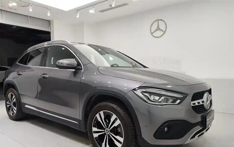 Mercedes-Benz GLA, 2022 год, 2 440 000 рублей, 2 фотография