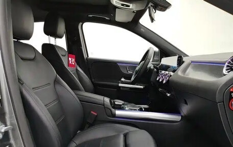 Mercedes-Benz GLA, 2022 год, 2 440 000 рублей, 13 фотография