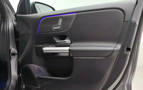 Mercedes-Benz GLA, 2022 год, 2 440 000 рублей, 17 фотография