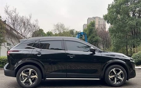 Nissan Qashqai, 2023 год, 2 100 000 рублей, 2 фотография