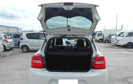 Suzuki Swift V, 2023 год, 1 000 000 рублей, 7 фотография