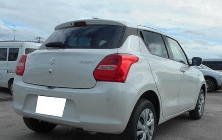 Suzuki Swift V, 2023 год, 1 000 000 рублей, 4 фотография