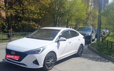 Hyundai Solaris II рестайлинг, 2021 год, 1 400 000 рублей, 19 фотография