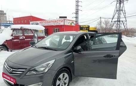 Hyundai Solaris II рестайлинг, 2014 год, 770 000 рублей, 2 фотография