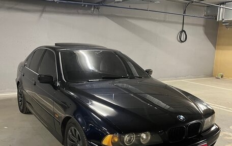 BMW 5 серия, 2001 год, 900 000 рублей, 3 фотография