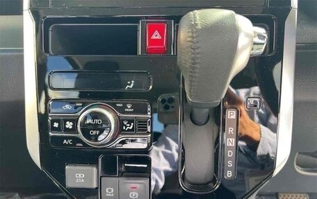 Toyota Roomy I, 2022 год, 1 032 000 рублей, 17 фотография