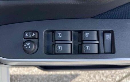 Toyota Roomy I, 2022 год, 1 032 000 рублей, 18 фотография