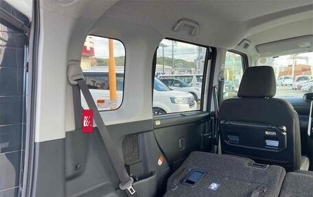 Toyota Roomy I, 2022 год, 1 032 000 рублей, 26 фотография