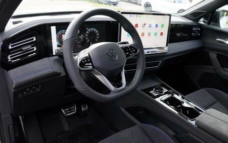 Volkswagen Tiguan, 2025 год, 4 890 000 рублей, 7 фотография