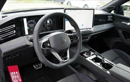 Volkswagen Tiguan, 2025 год, 4 890 000 рублей, 4 фотография