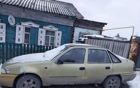 Daewoo Nexia I рестайлинг, 1997 год, 100 000 рублей, 2 фотография