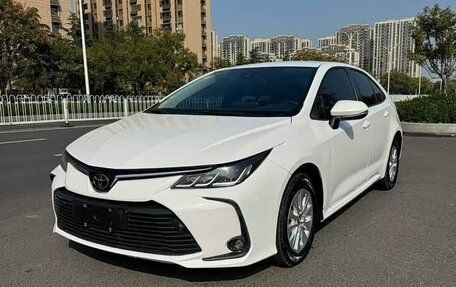 Toyota Corolla, 2022 год, 1 065 000 рублей, 3 фотография