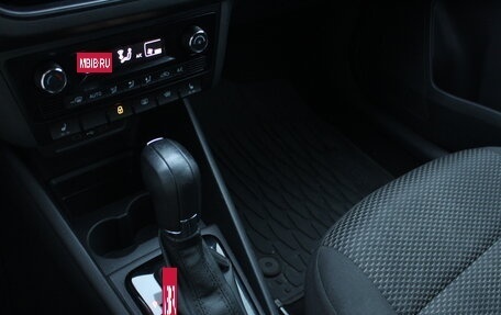 Volkswagen Polo VI (EU Market), 2021 год, 1 570 000 рублей, 8 фотография