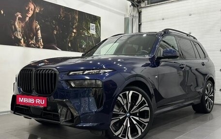 BMW X7, 2024 год, 18 890 000 рублей, 2 фотография