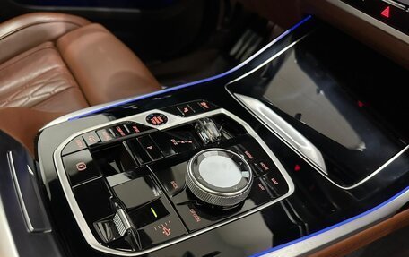 BMW X7, 2024 год, 18 890 000 рублей, 28 фотография