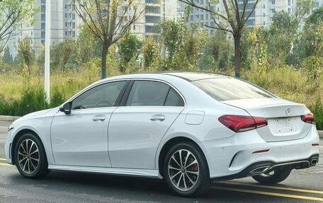 Mercedes-Benz A-Класс, 2021 год, 1 900 000 рублей, 5 фотография