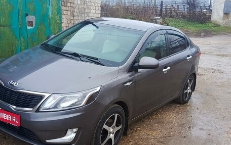 KIA Rio III рестайлинг, 2013 год, 820 000 рублей, 1 фотография
