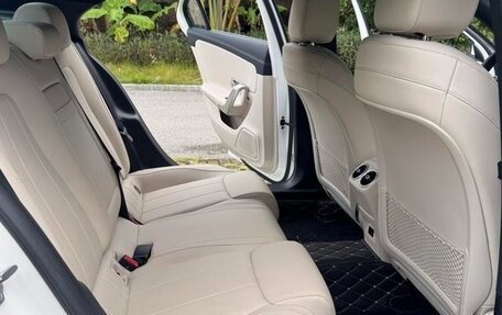 Mercedes-Benz A-Класс, 2021 год, 1 900 000 рублей, 18 фотография