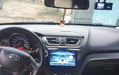 KIA Rio III рестайлинг, 2013 год, 820 000 рублей, 7 фотография