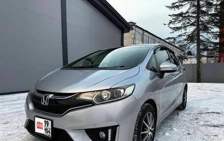 Honda Fit III, 2016 год, 1 200 000 рублей, 3 фотография