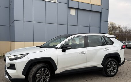 Toyota RAV4, 2025 год, 4 050 000 рублей, 3 фотография