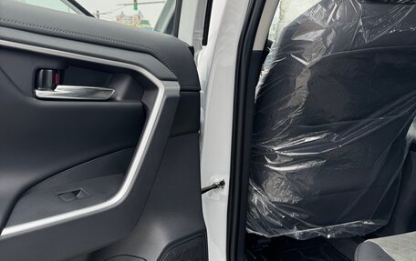 Toyota RAV4, 2025 год, 4 050 000 рублей, 12 фотография