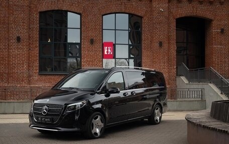 Mercedes-Benz V-Класс, 2025 год, 48 990 000 рублей, 2 фотография