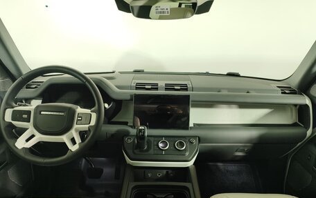 Land Rover Defender II, 2022 год, 12 500 000 рублей, 10 фотография