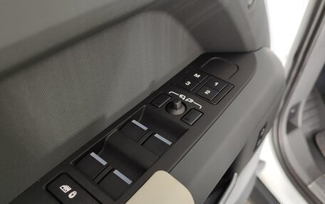 Land Rover Defender II, 2022 год, 12 500 000 рублей, 14 фотография