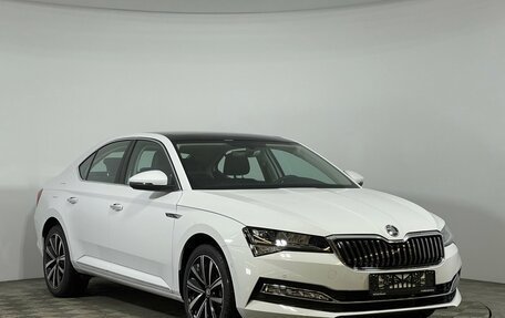 Skoda Superb III рестайлинг, 2025 год, 4 500 000 рублей, 3 фотография