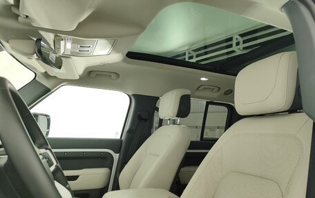 Land Rover Defender II, 2022 год, 12 500 000 рублей, 18 фотография