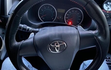 Toyota Wish II, 2011 год, 1 190 000 рублей, 1 фотография