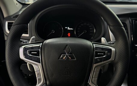 Mitsubishi Pajero Sport III рестайлинг, 2016 год, 2 530 000 рублей, 10 фотография