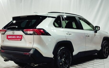 Toyota RAV4, 2021 год, 3 950 000 рублей, 5 фотография