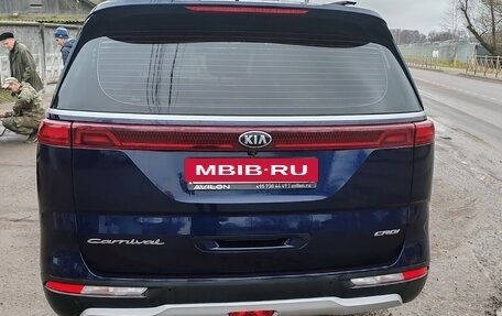 KIA Carnival, 2021 год, 3 600 000 рублей, 5 фотография