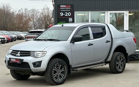 Mitsubishi L200 IV рестайлинг, 2013 год, 1 799 000 рублей, 3 фотография