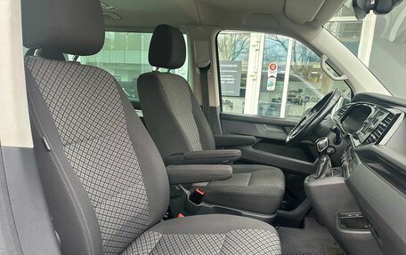 Volkswagen Multivan T6 рестайлинг, 2020 год, 4 999 000 рублей, 6 фотография