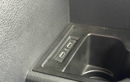 Volkswagen Multivan T6 рестайлинг, 2020 год, 4 999 000 рублей, 29 фотография