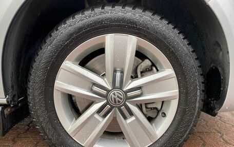 Volkswagen Multivan T6 рестайлинг, 2020 год, 4 999 000 рублей, 33 фотография