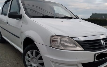 Renault Logan I, 2012 год, 550 000 рублей, 4 фотография