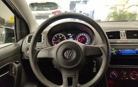 Volkswagen Polo VI (EU Market), 2013 год, 586 000 рублей, 12 фотография